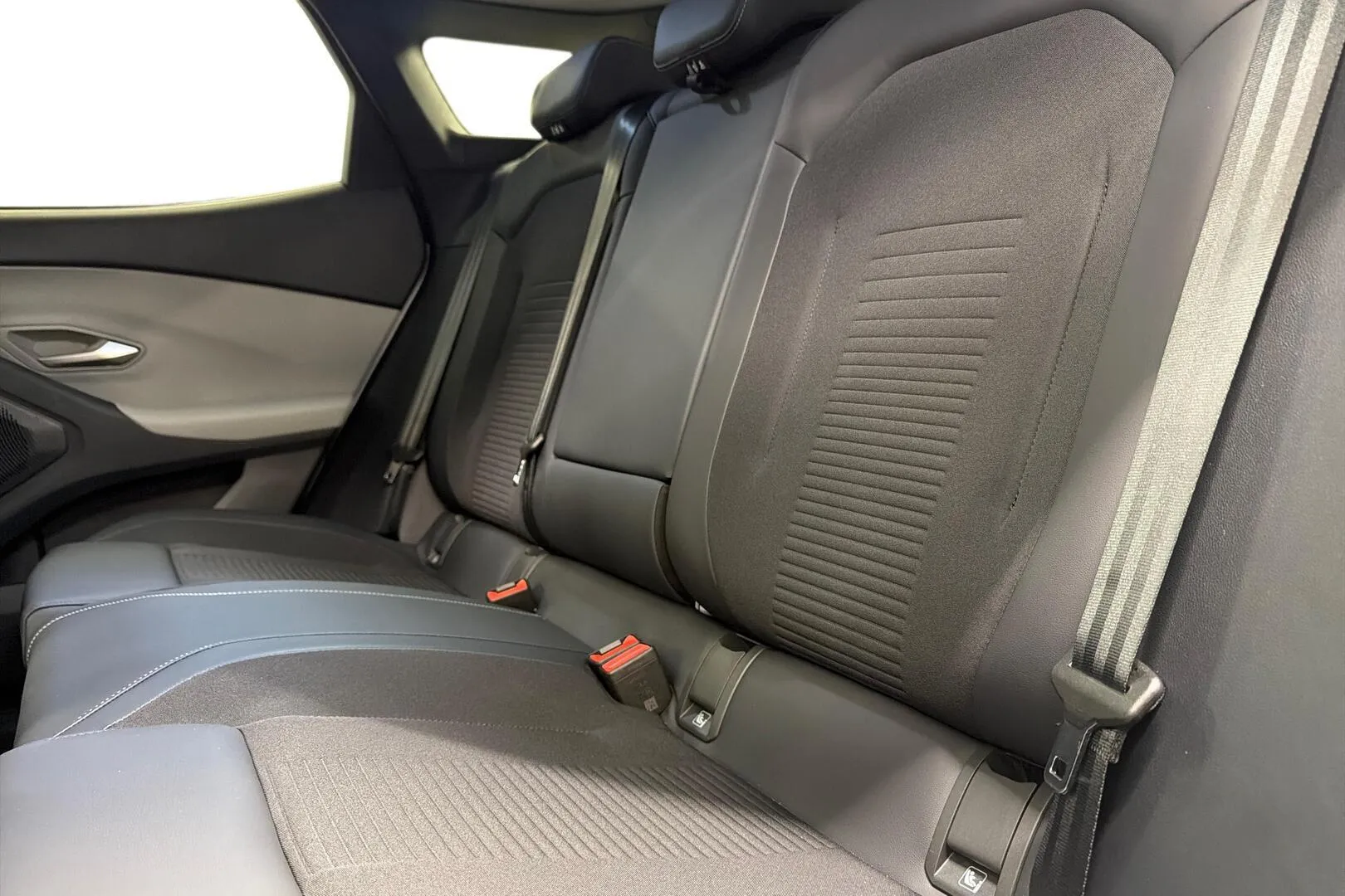 FORD EXPLORER FTE-344 carousel image
