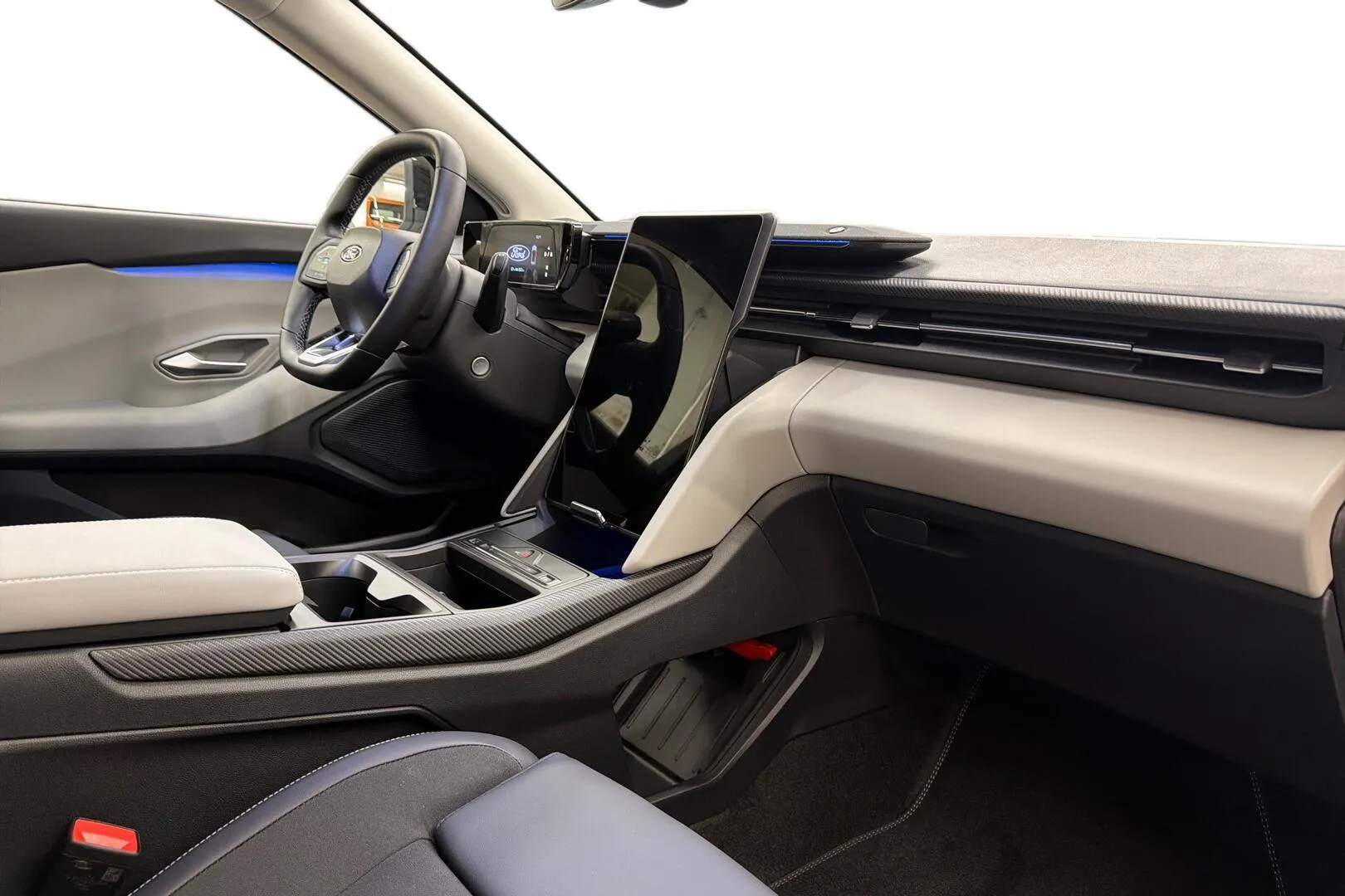 FORD EXPLORER FTE-344 carousel image