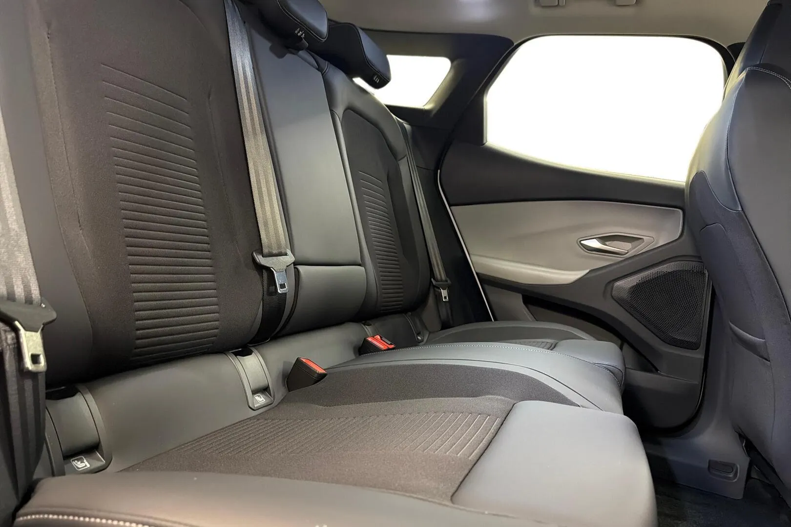 FORD EXPLORER FTE-344 carousel image