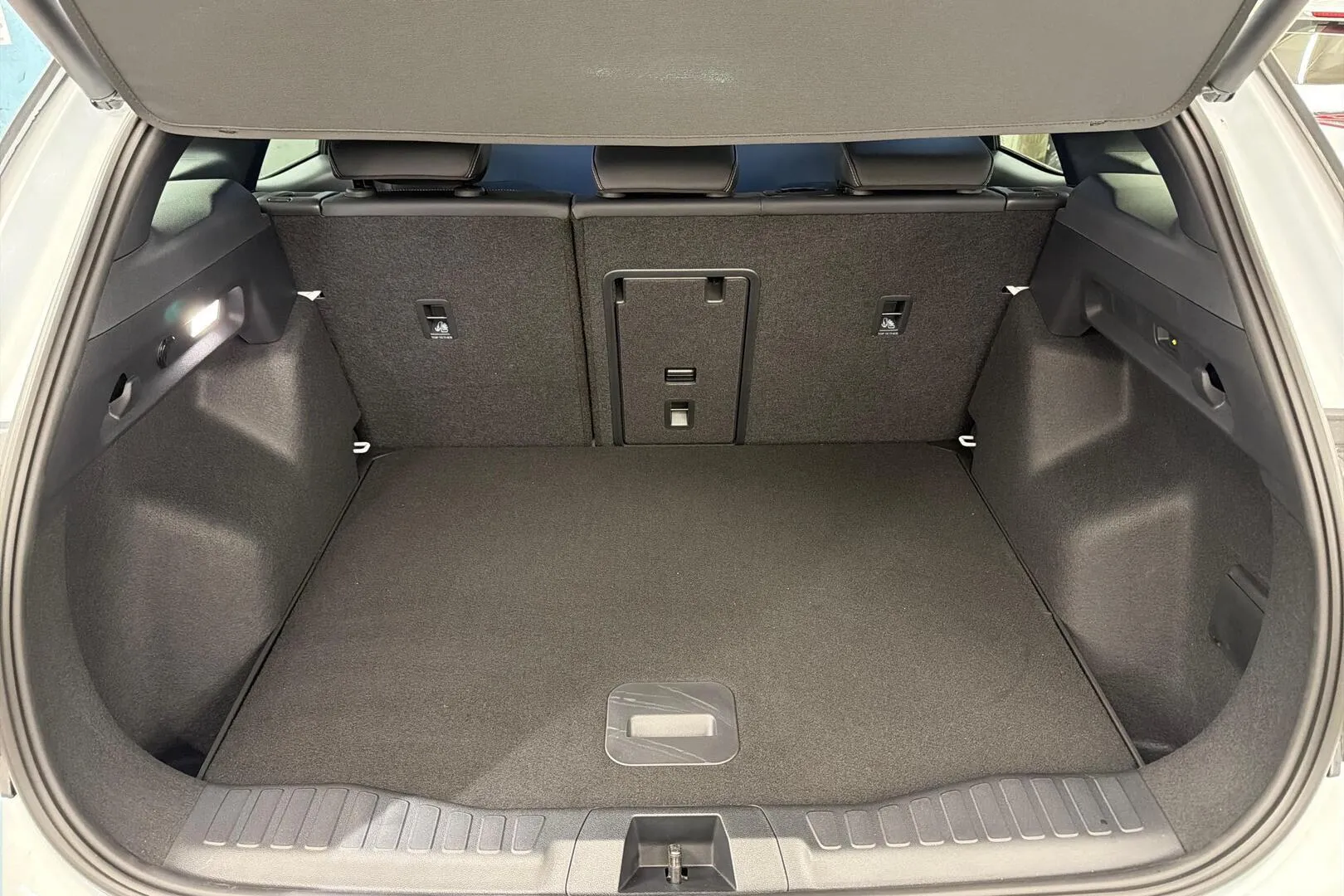 FORD EXPLORER FTE-344 carousel image
