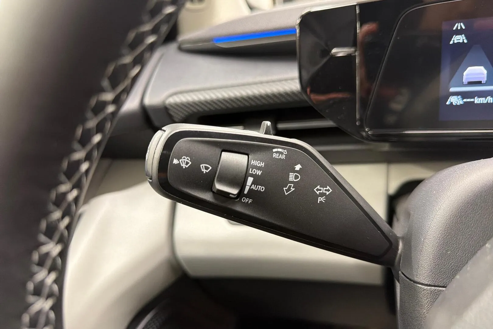 FORD EXPLORER FTE-344 carousel image