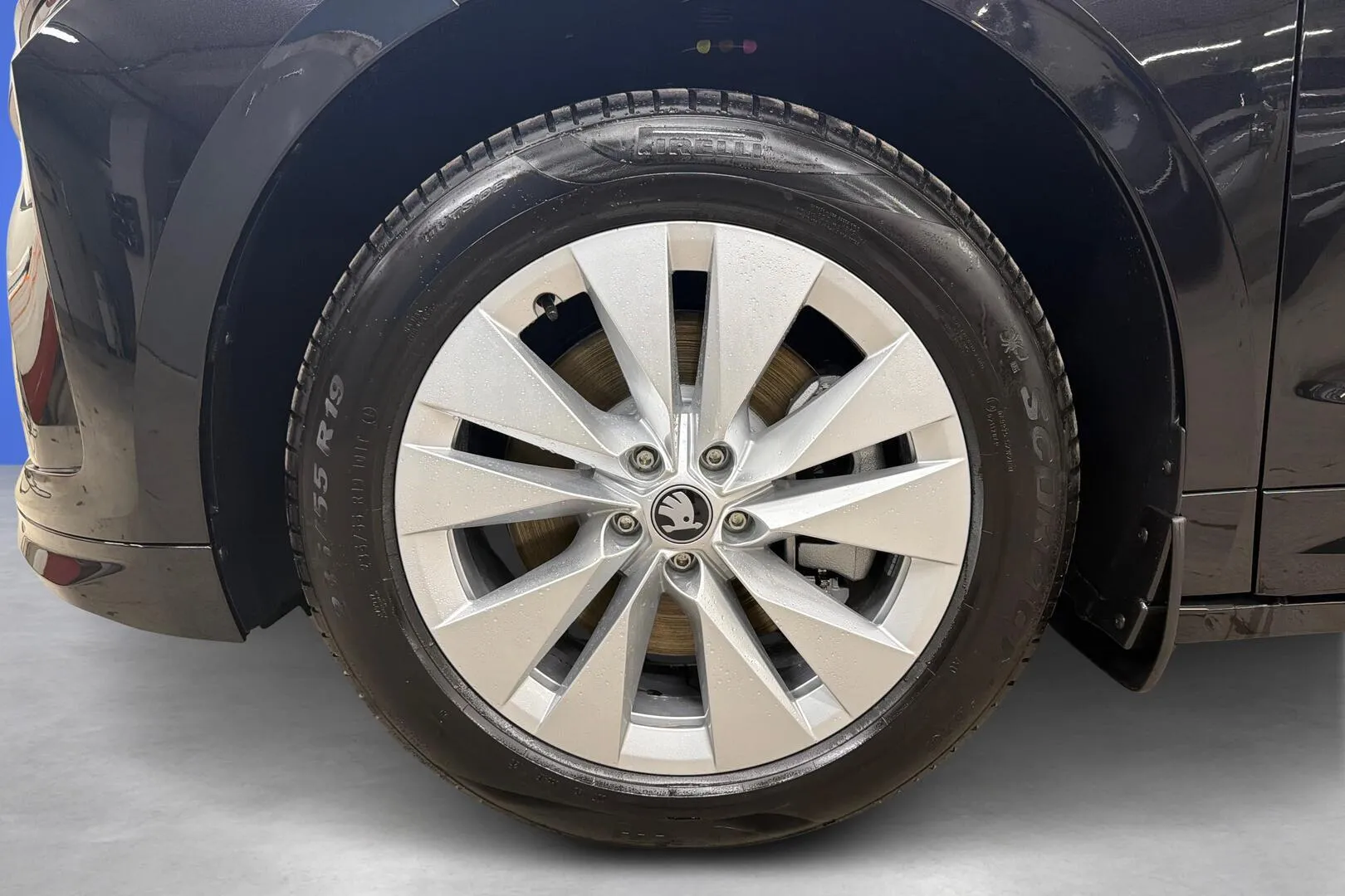 Skoda Enyaq SZV-951 carousel image
