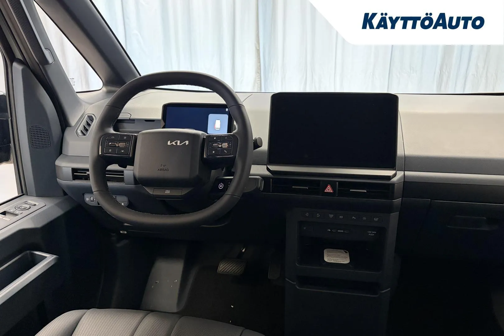 Kia PV5 SZX-248 carousel image