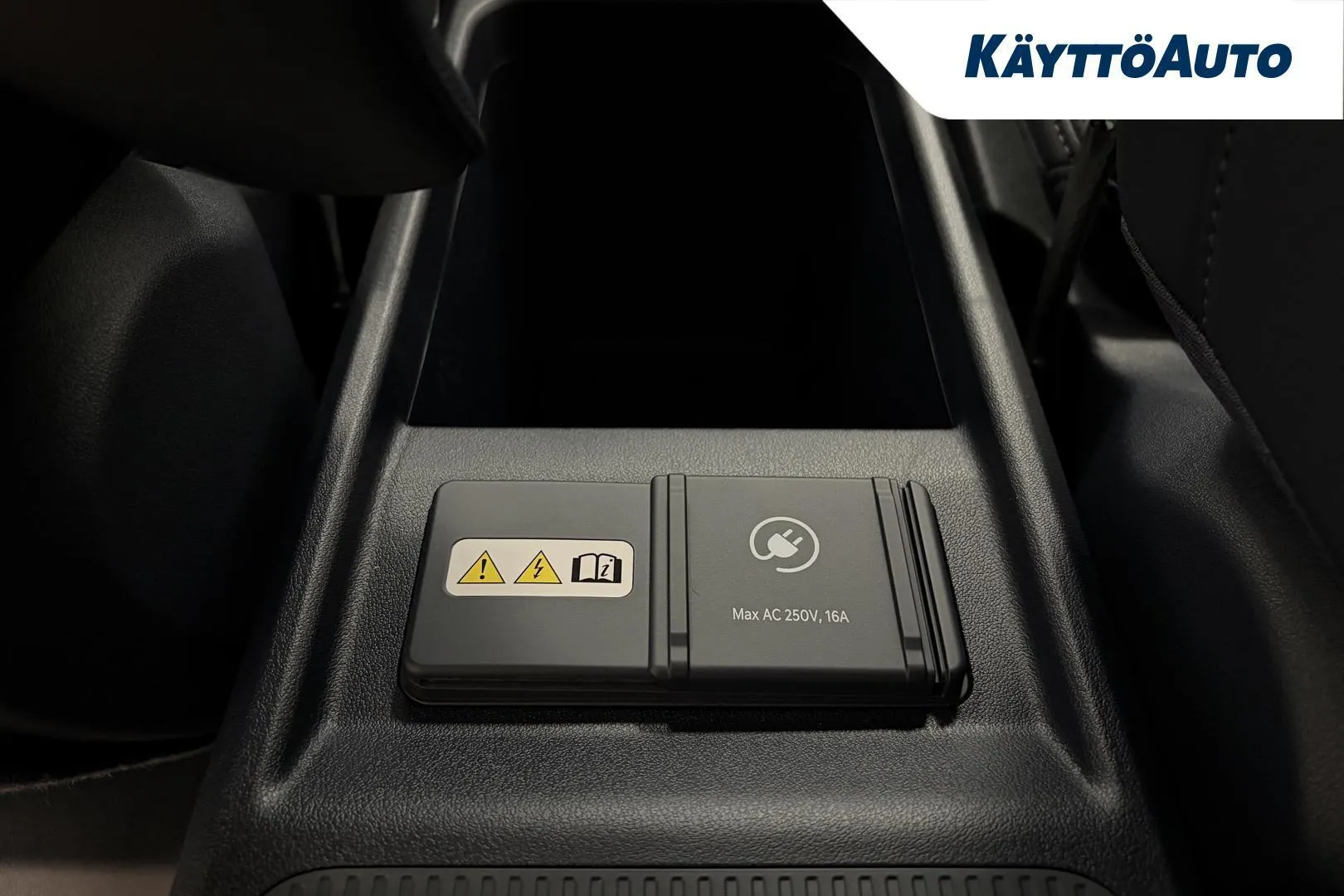 Kia PV5 SZX-248 carousel image