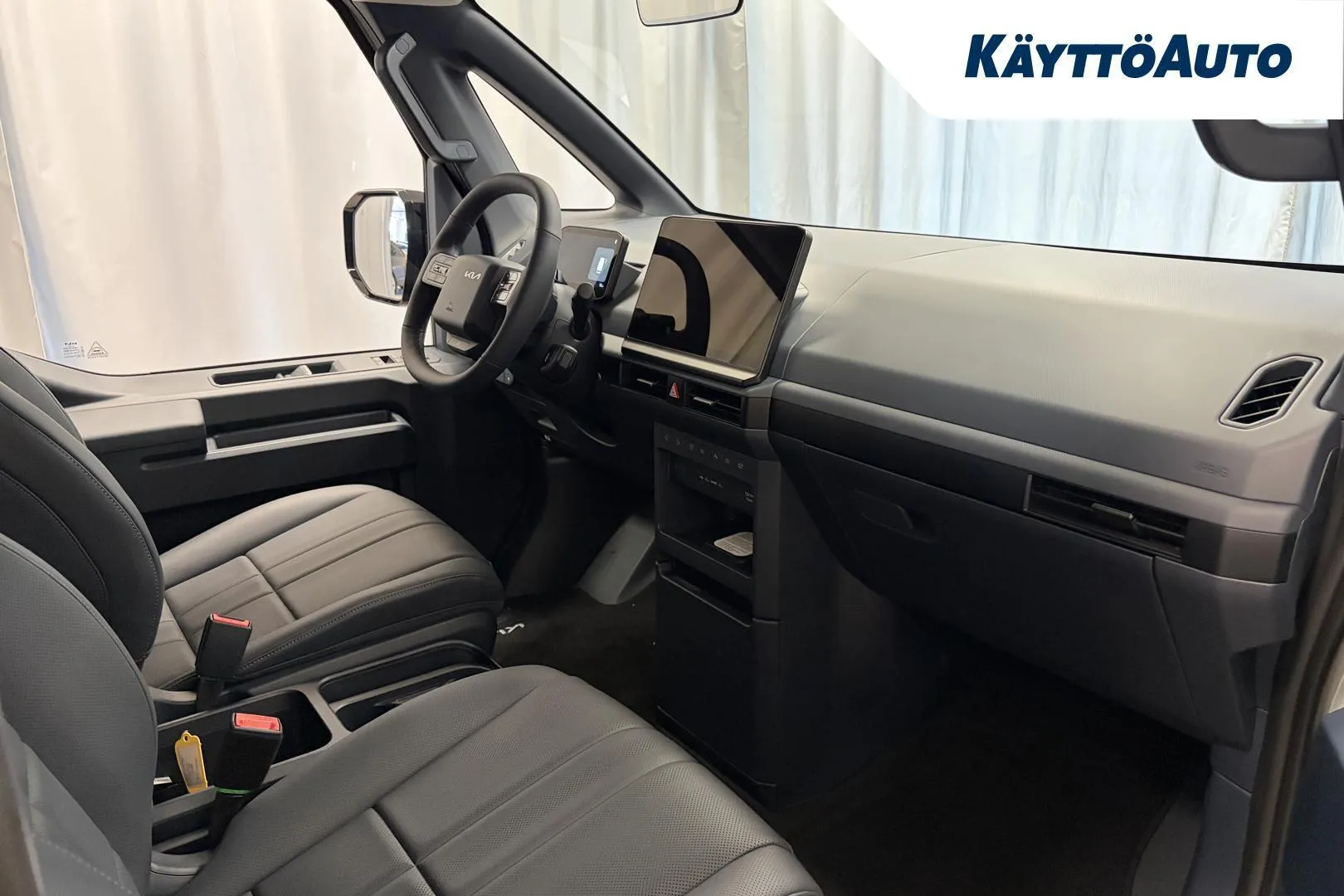 Kia PV5 SZX-248 carousel image
