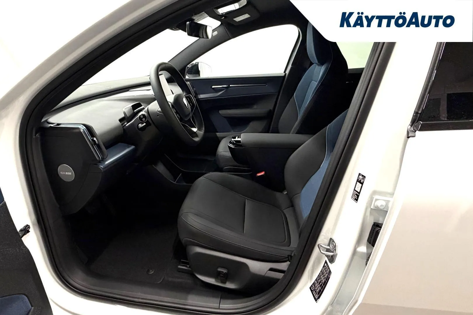 Volvo EX30 MSP-579 carousel image