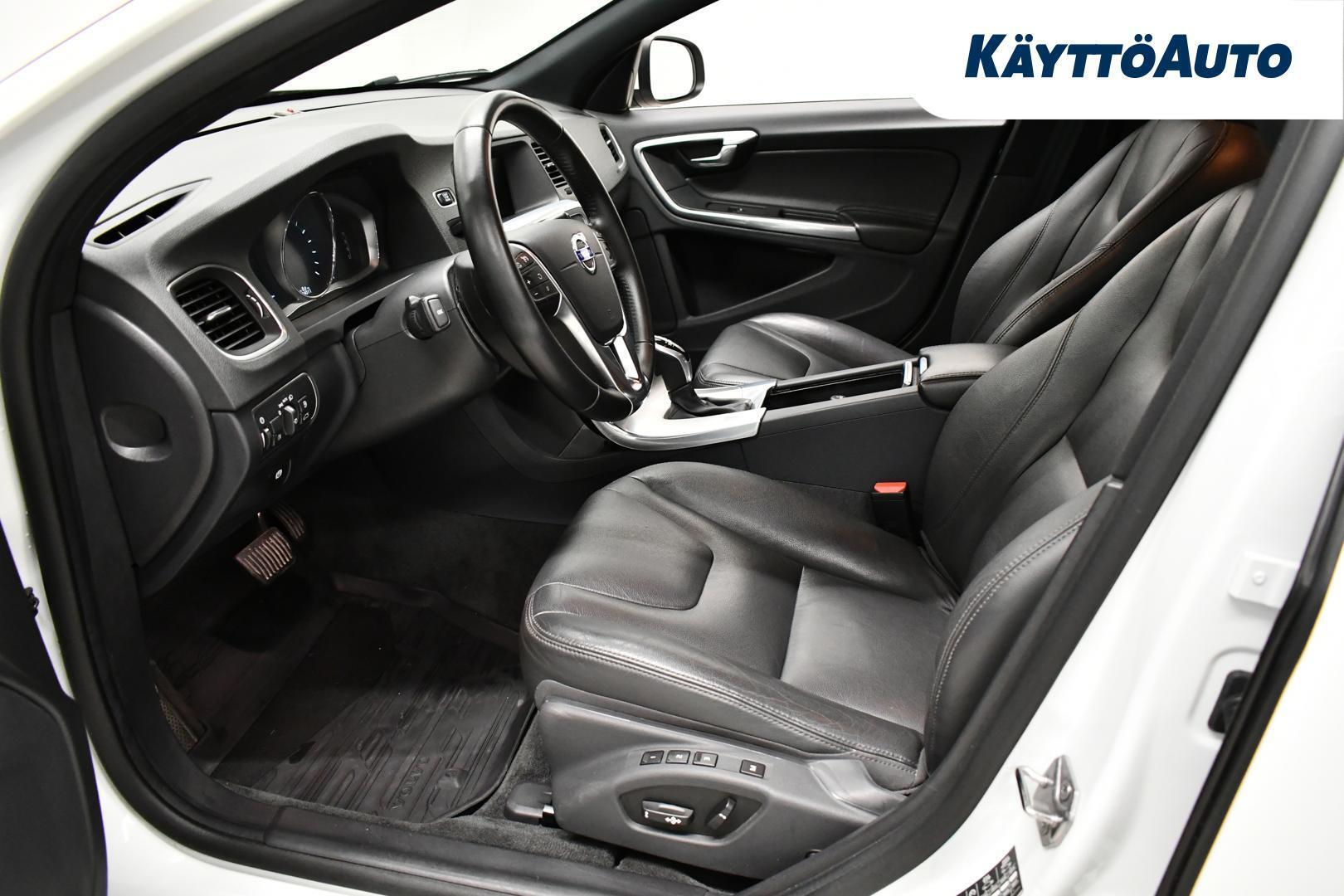 Volvo V60 T3 Business Summum Edition aut 2016, kuva 4/21