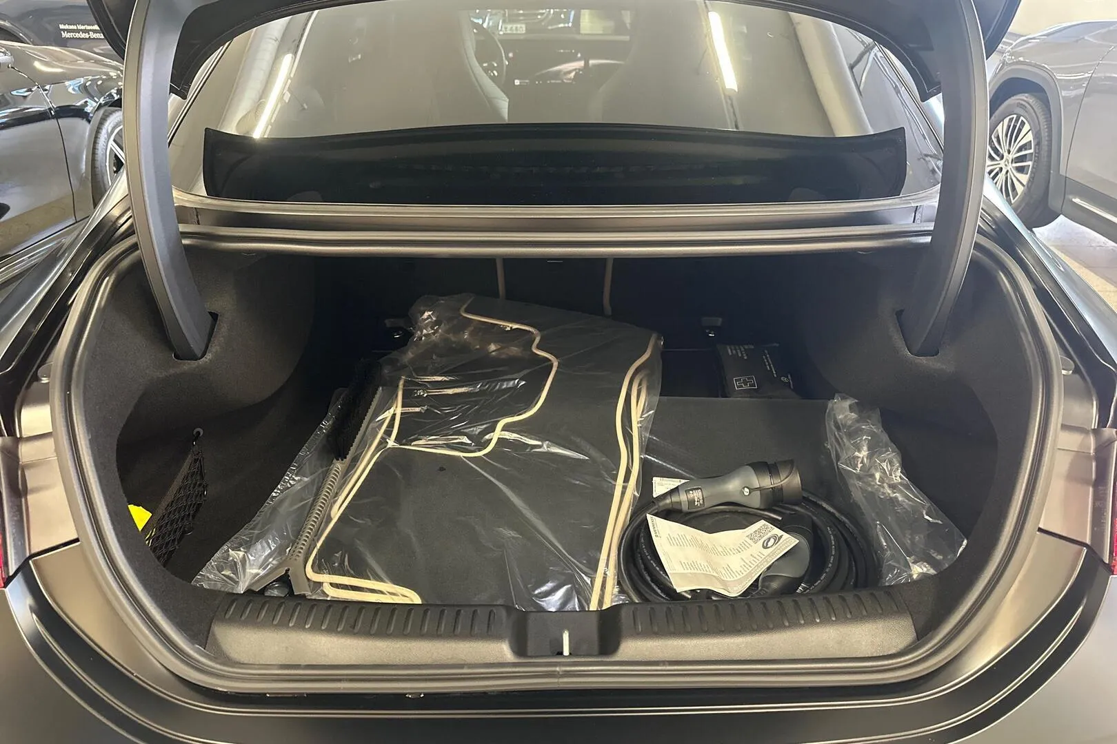 Mercedes-Benz CLA SZX-939 carousel image