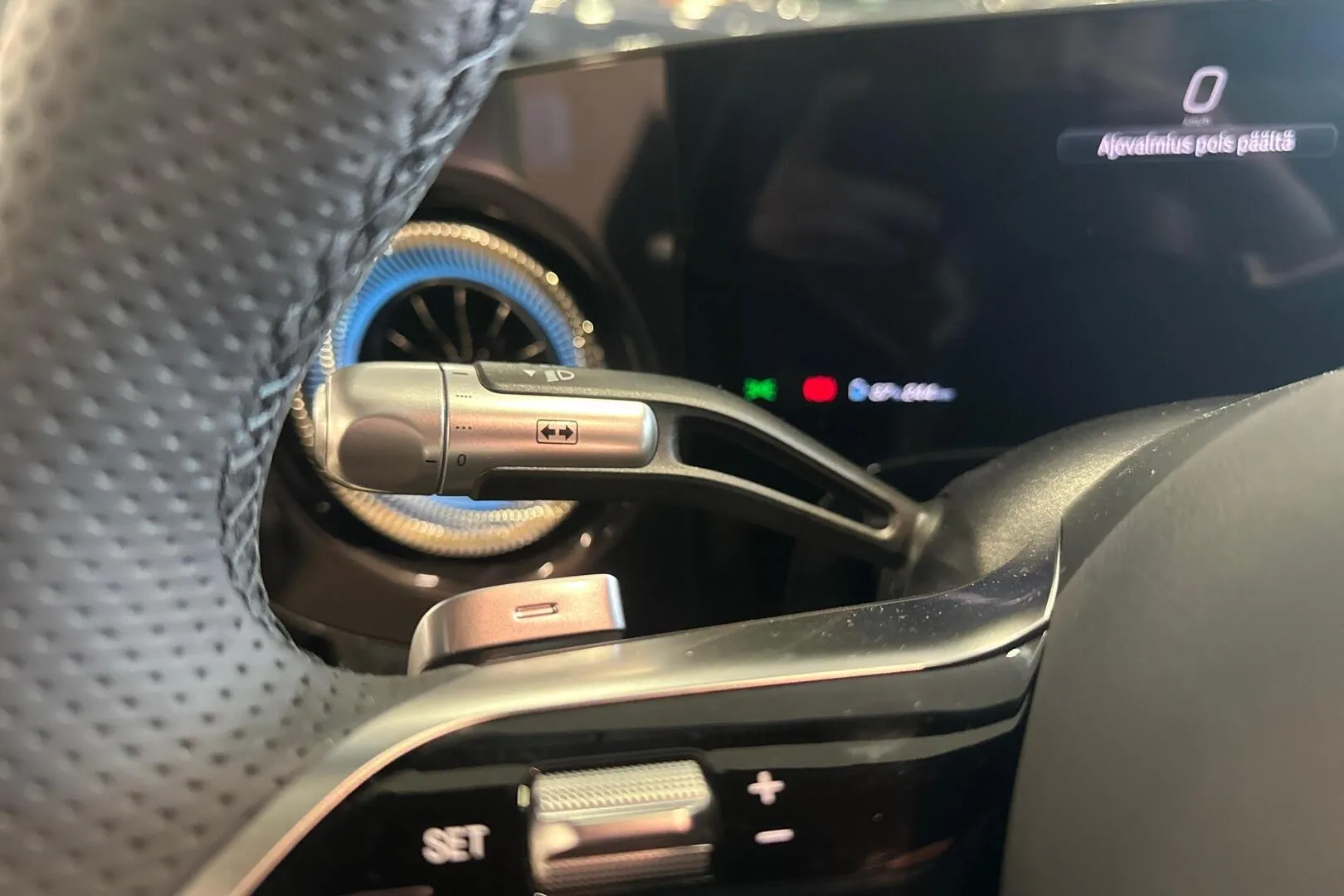 Mercedes-Benz CLA SZX-939 carousel image