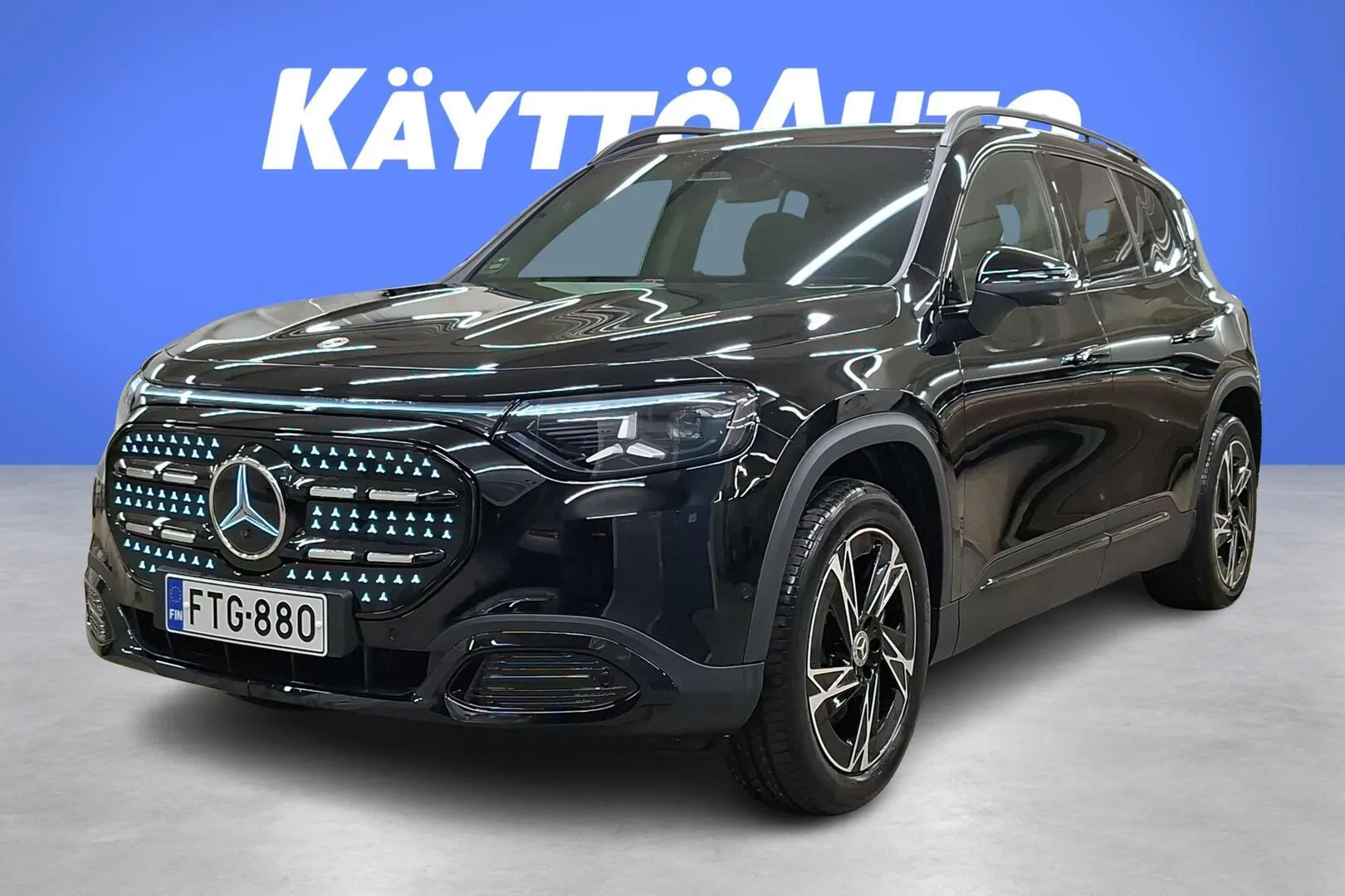 Mercedes-Benz GLB FTG-880 carousel image