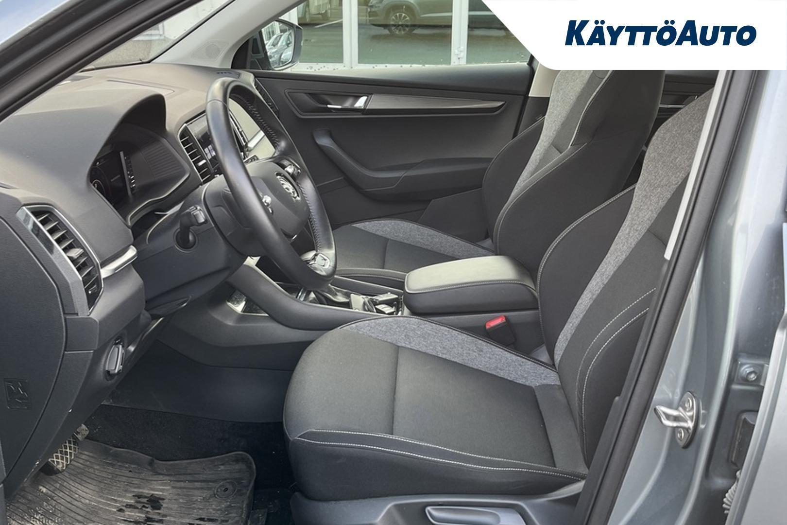 Skoda Karoq 2020, photo 4/5