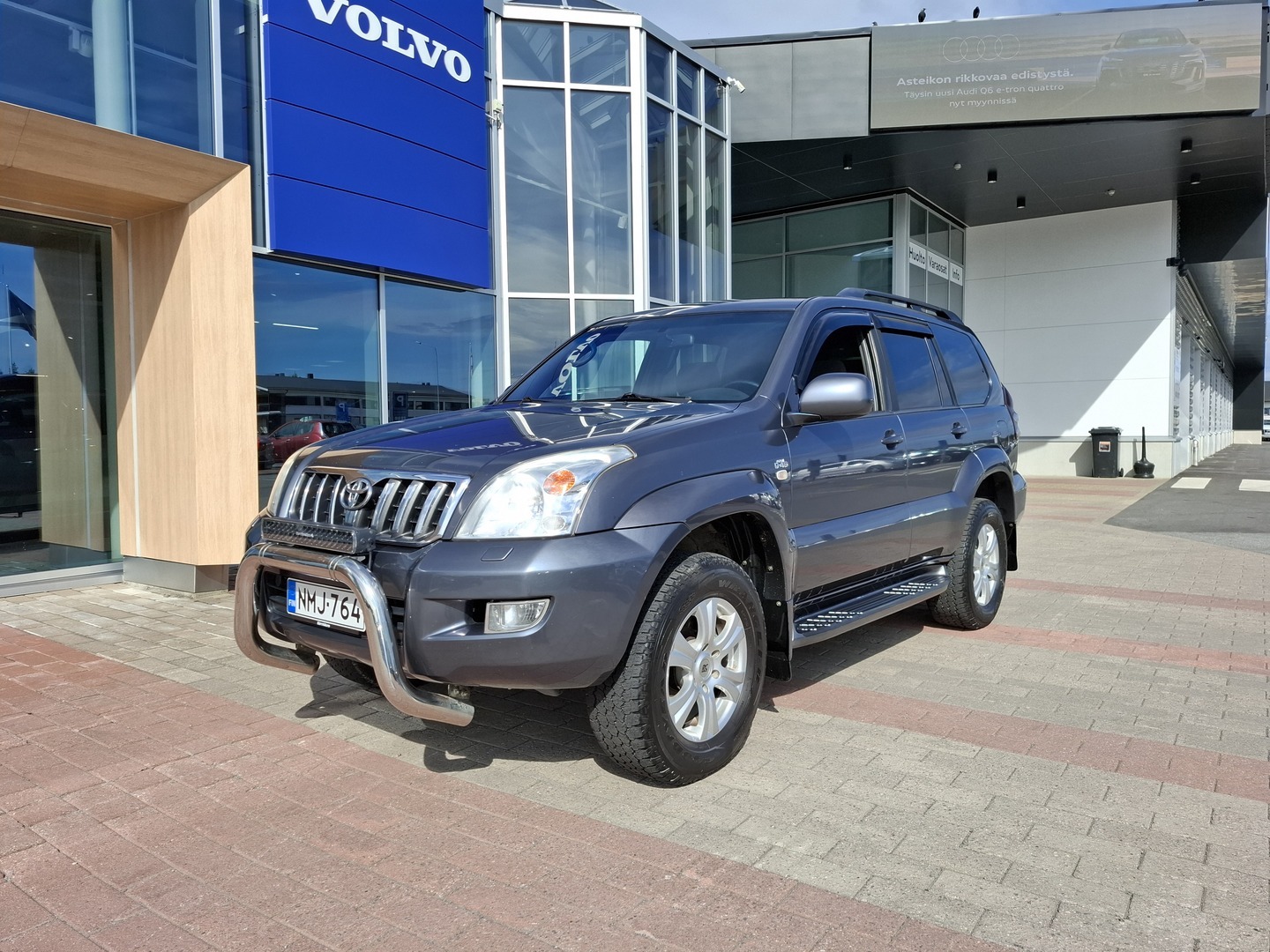 Toyota Land Cruiser 3,0 D-4D SUV AWD A/T 2007, photo 3/25