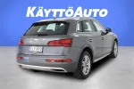 Audi Q5 CLY-972 carousel thumbs