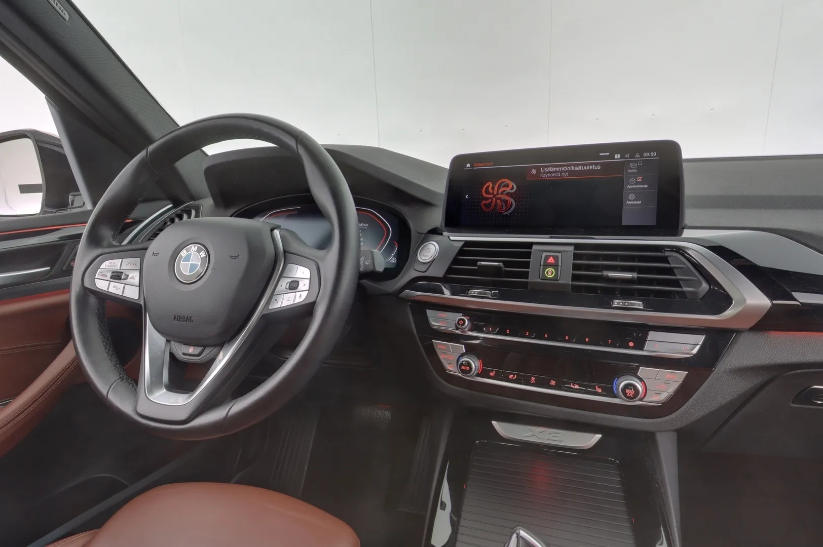BMW X3 COU-570 carousel image