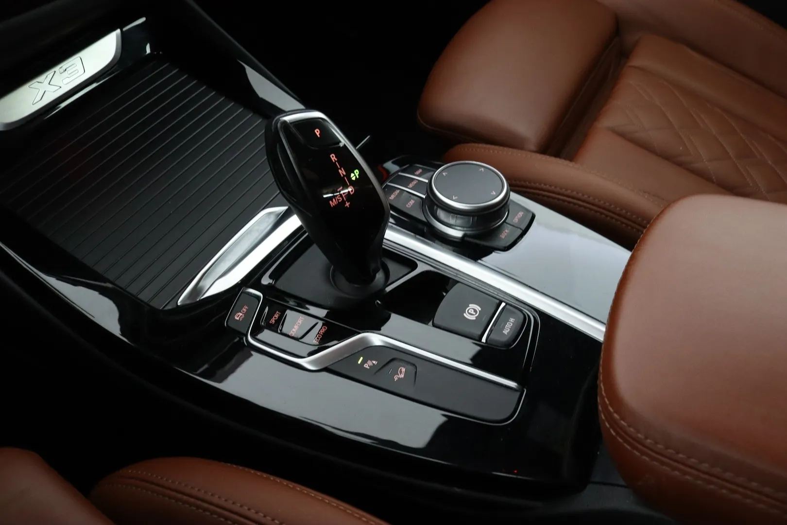 BMW X3 COU-570 carousel image