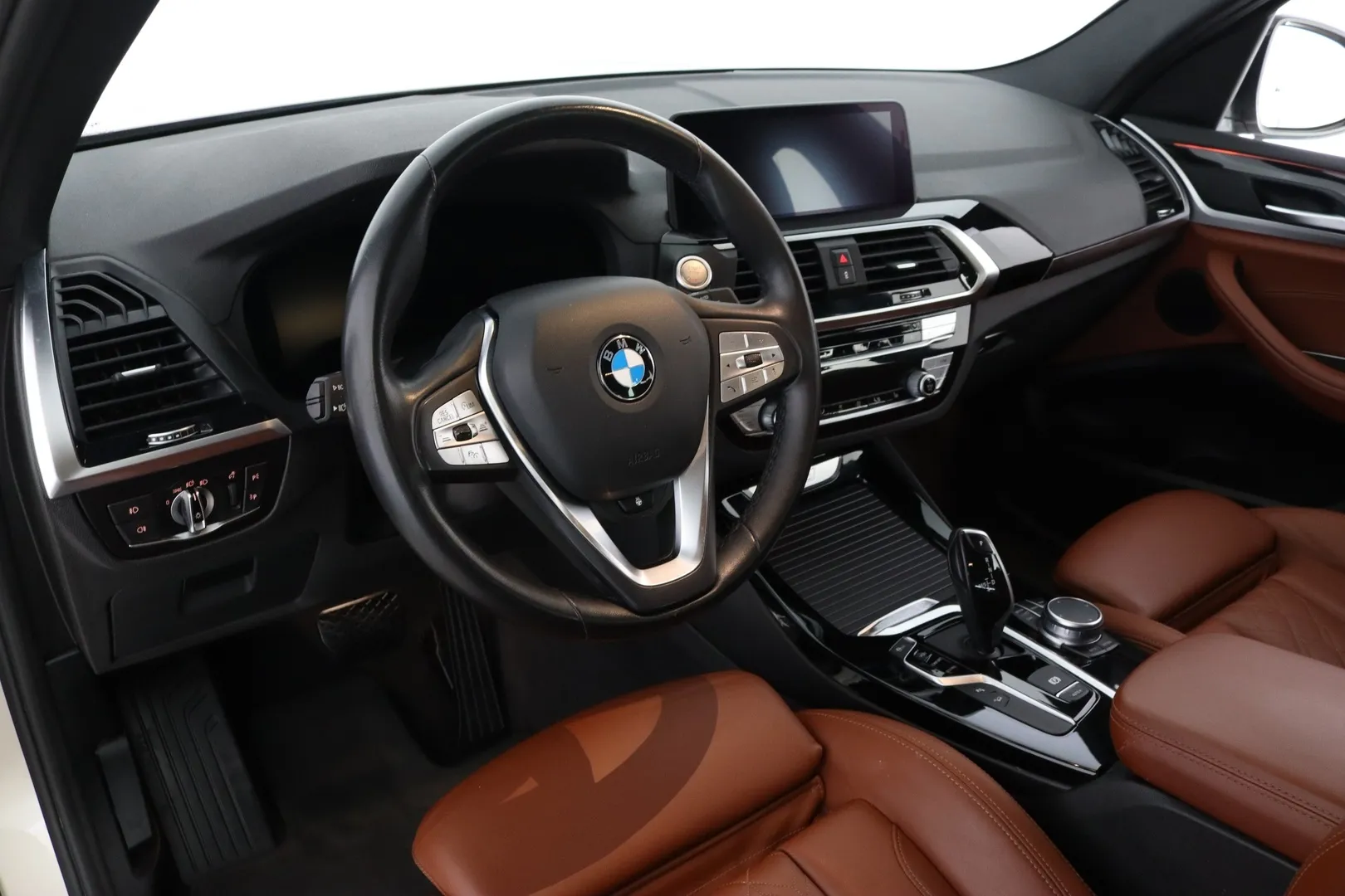 BMW X3 COU-570 carousel image