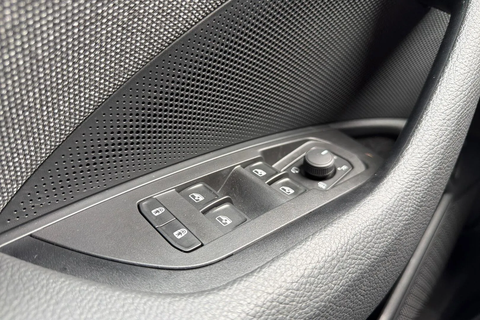 Skoda Kodiaq CSJ-569 carousel image