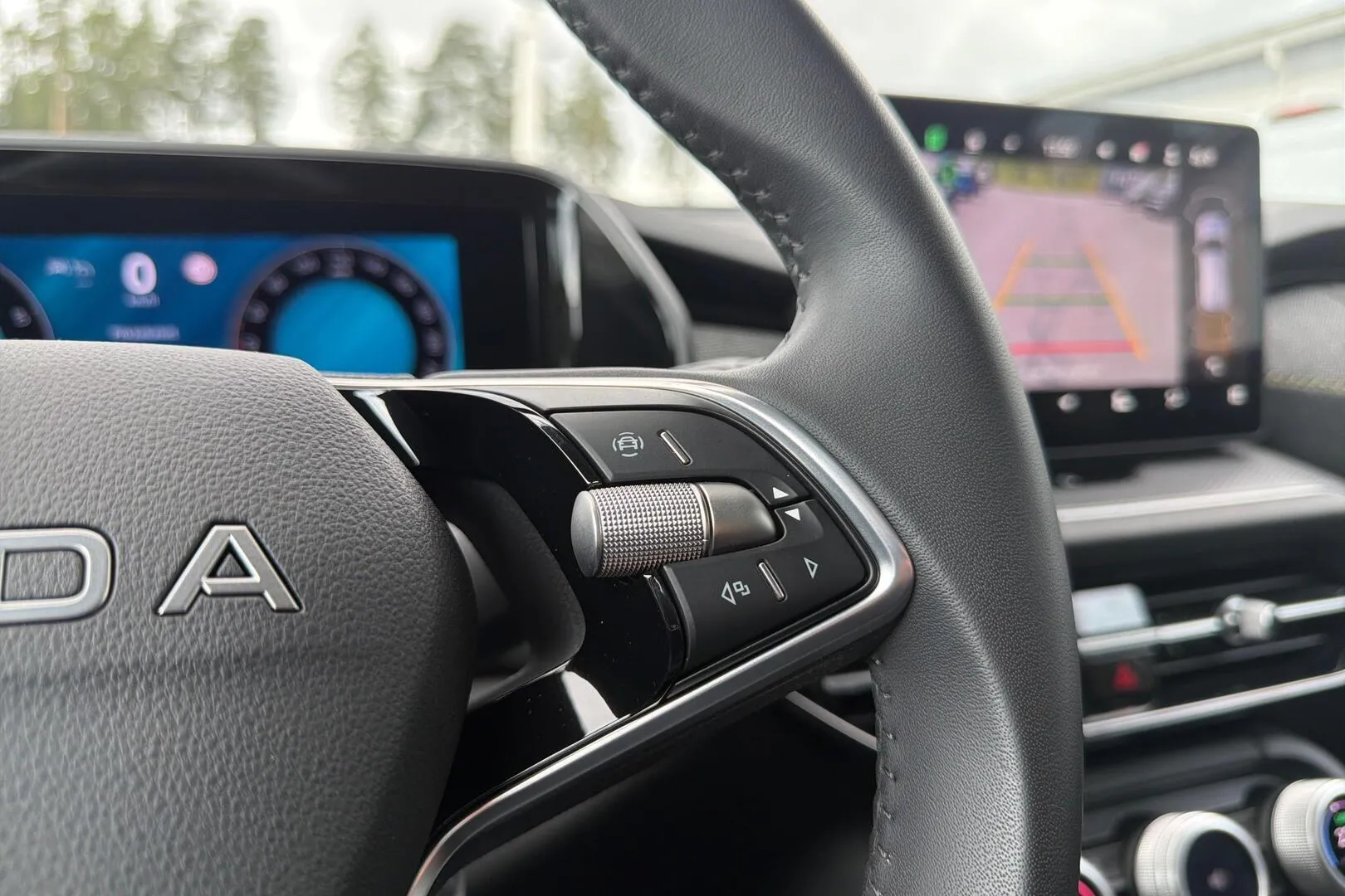 Skoda Kodiaq CSJ-569 carousel image