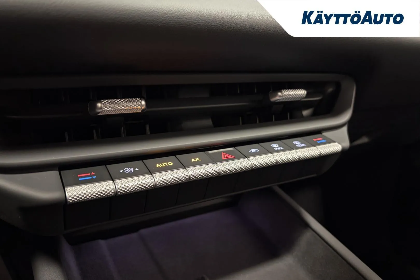 Volkswagen ID.3 Neo SZT-113 carousel image