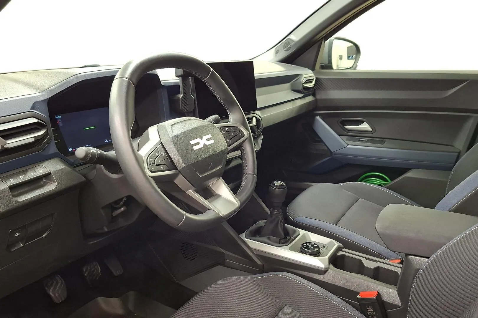 Dacia Bigster JOK-568 carousel image