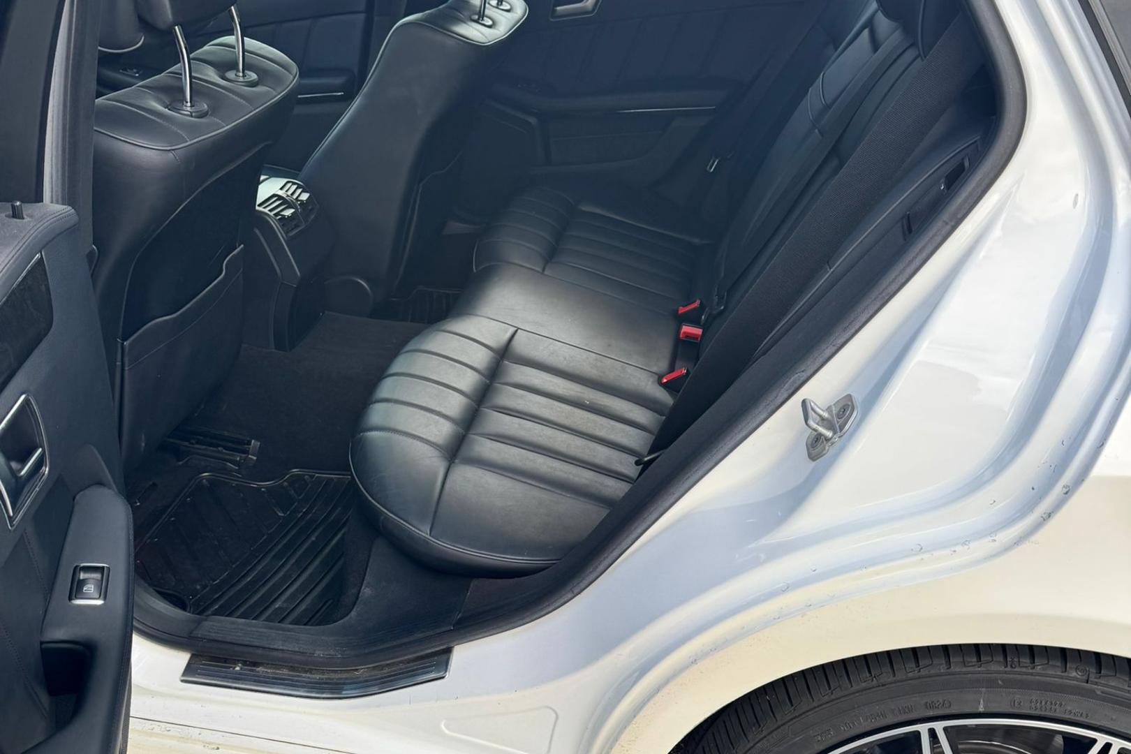 Mercedes-Benz E 300 BE T 4Matic A 2013, kuva 7/7