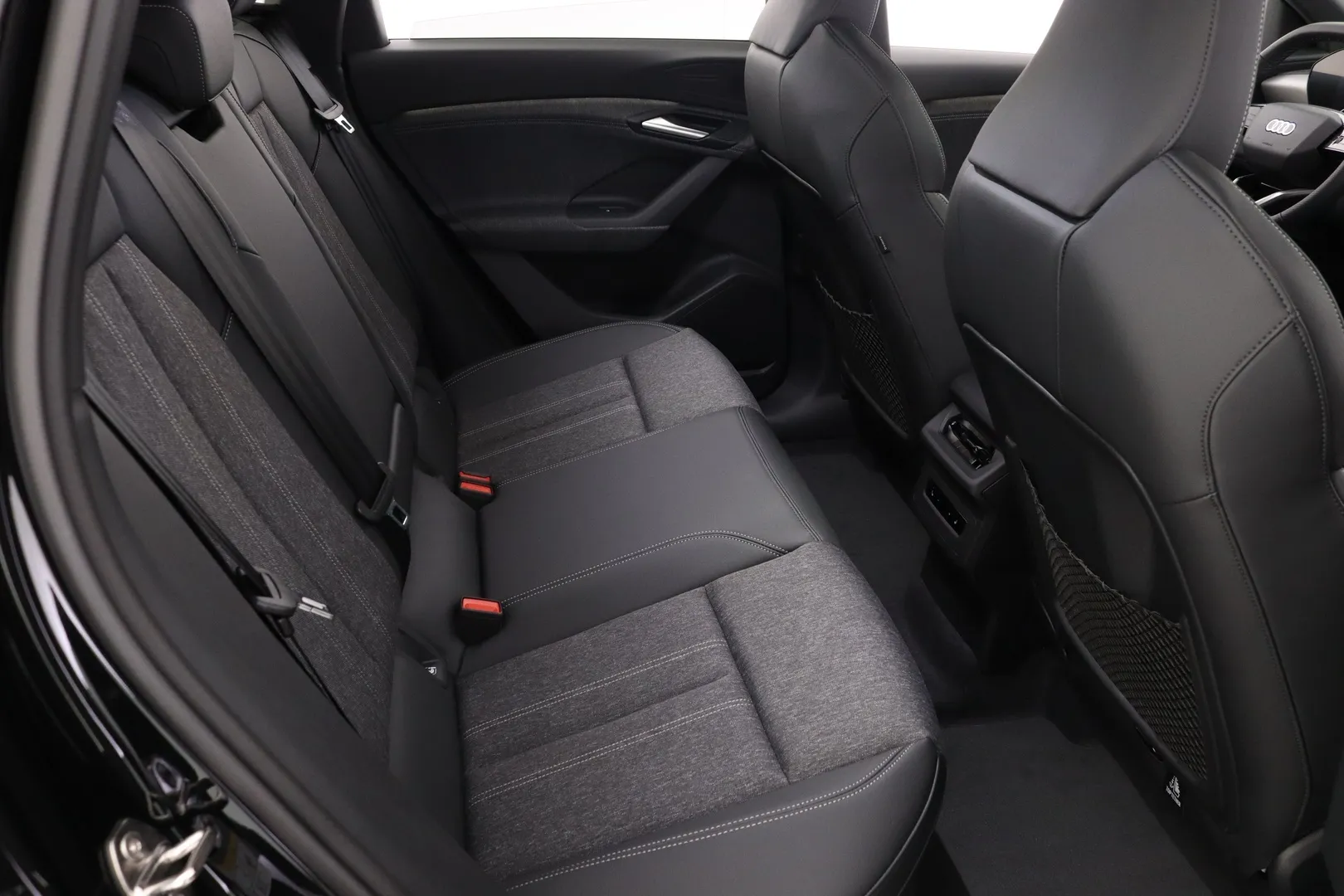 Audi Q6 e-tron ITJ-723 carousel image
