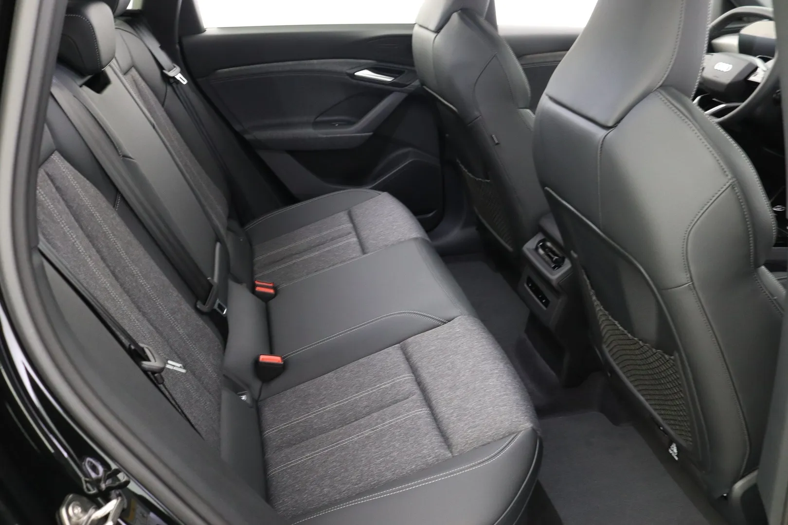 Audi Q6 e-tron ITJ-723 carousel image