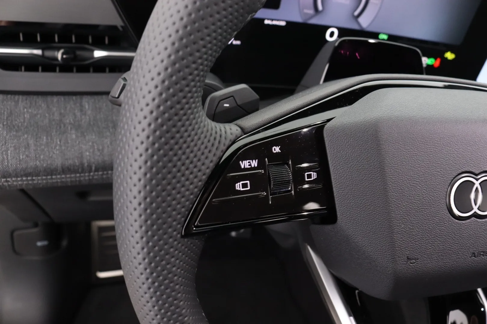 Audi Q6 e-tron ITJ-723 carousel image