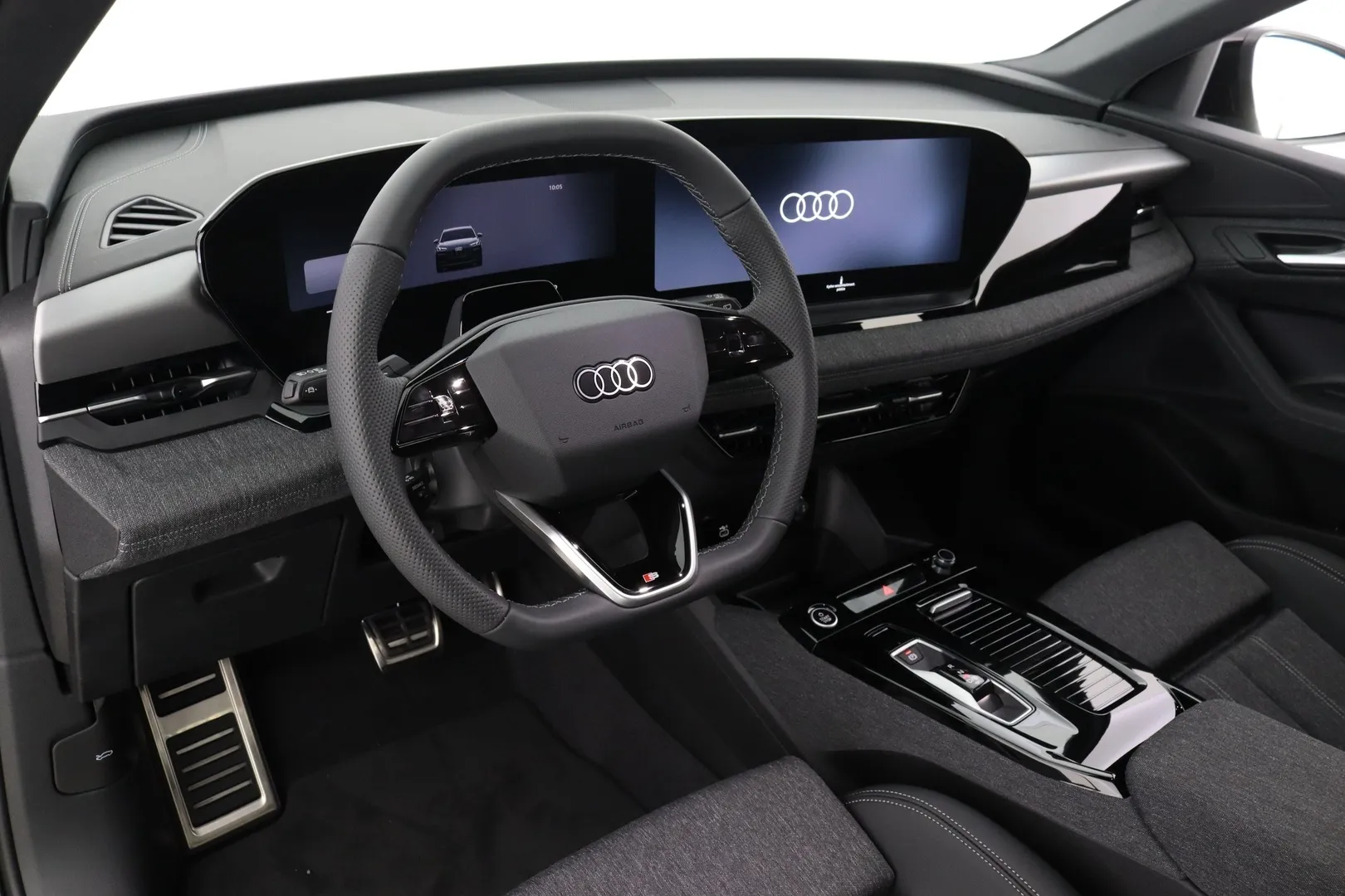 Audi Q6 e-tron ITJ-723 carousel image