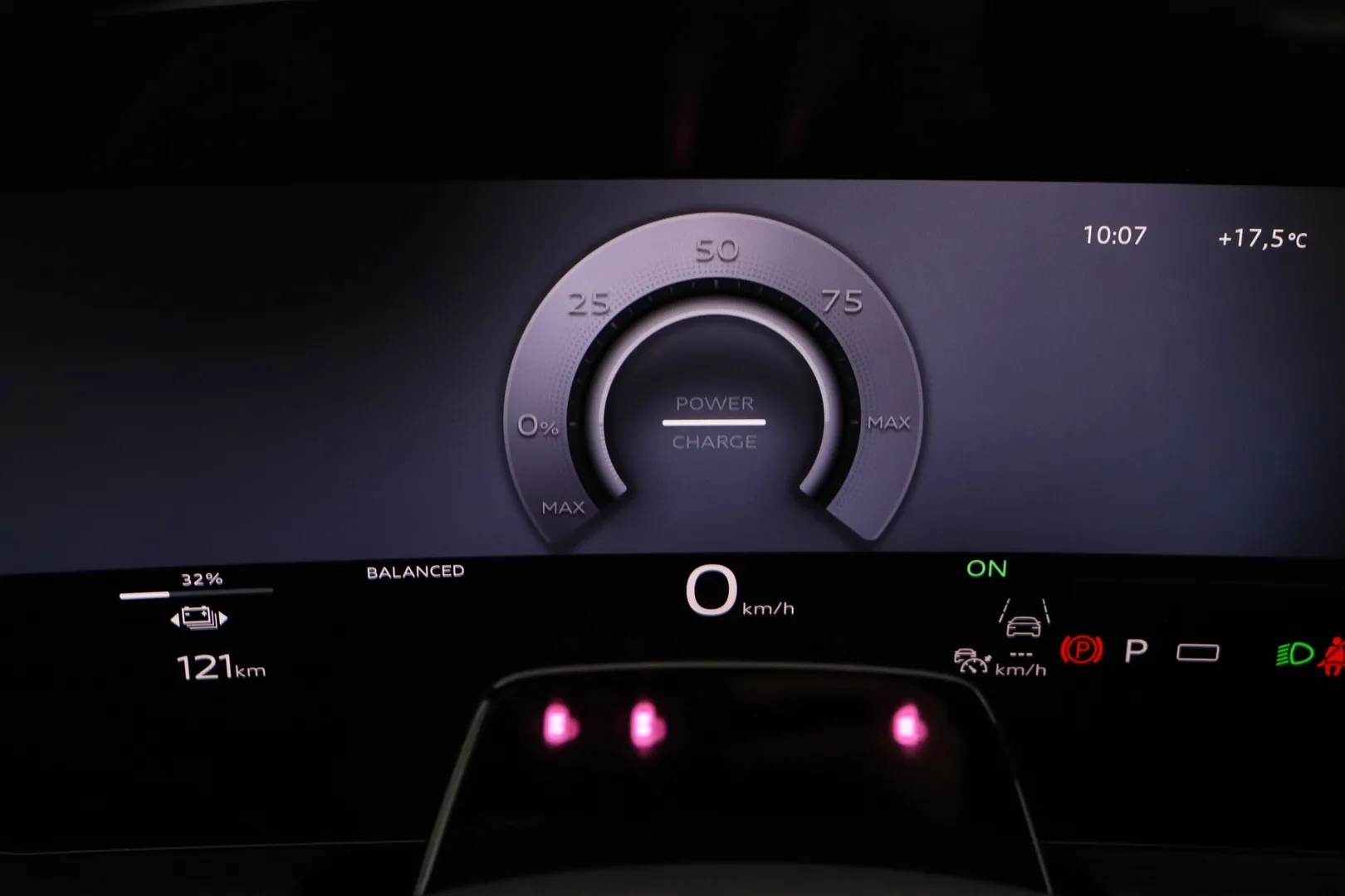Audi Q6 e-tron ITJ-723 carousel image