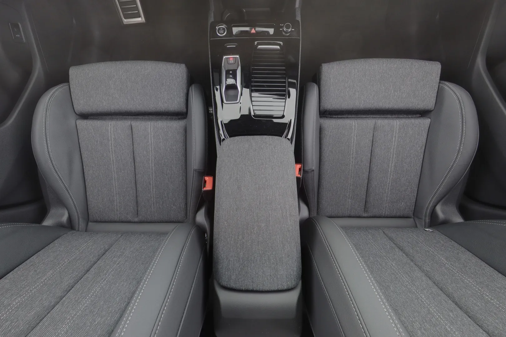 Audi Q6 e-tron ITJ-723 carousel image