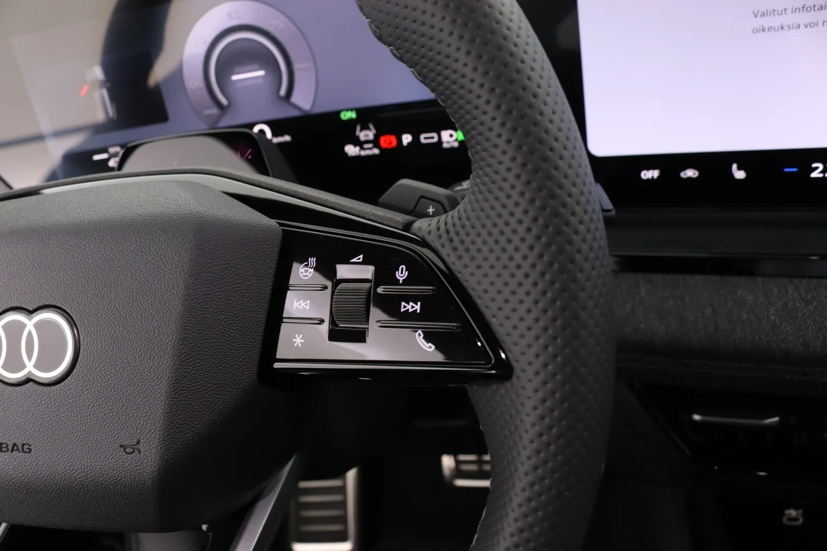 Audi Q6 e-tron ITJ-723 carousel image