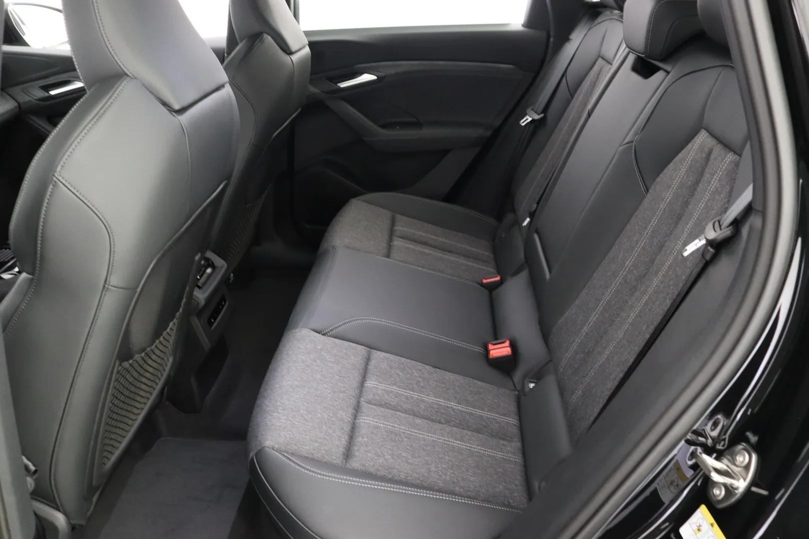 Audi Q6 e-tron ITJ-723 carousel image