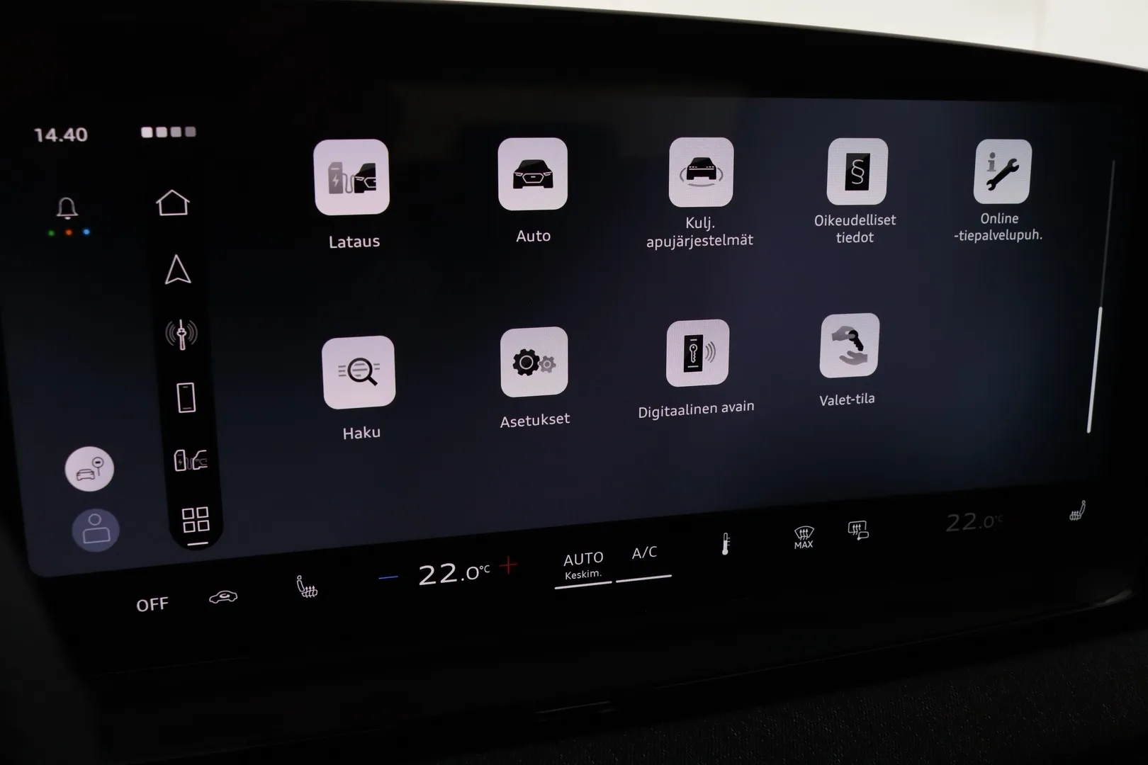 Audi Q6 e-tron ITJ-723 carousel image