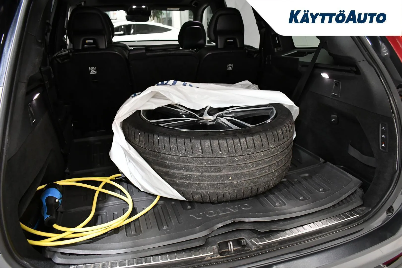 Volvo XC90 CRK-398 carousel image