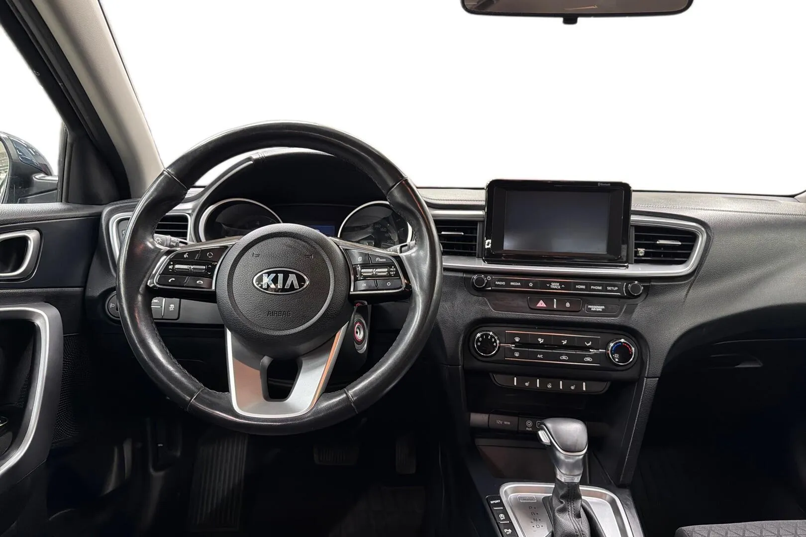 Kia Ceed CMC-446 carousel image