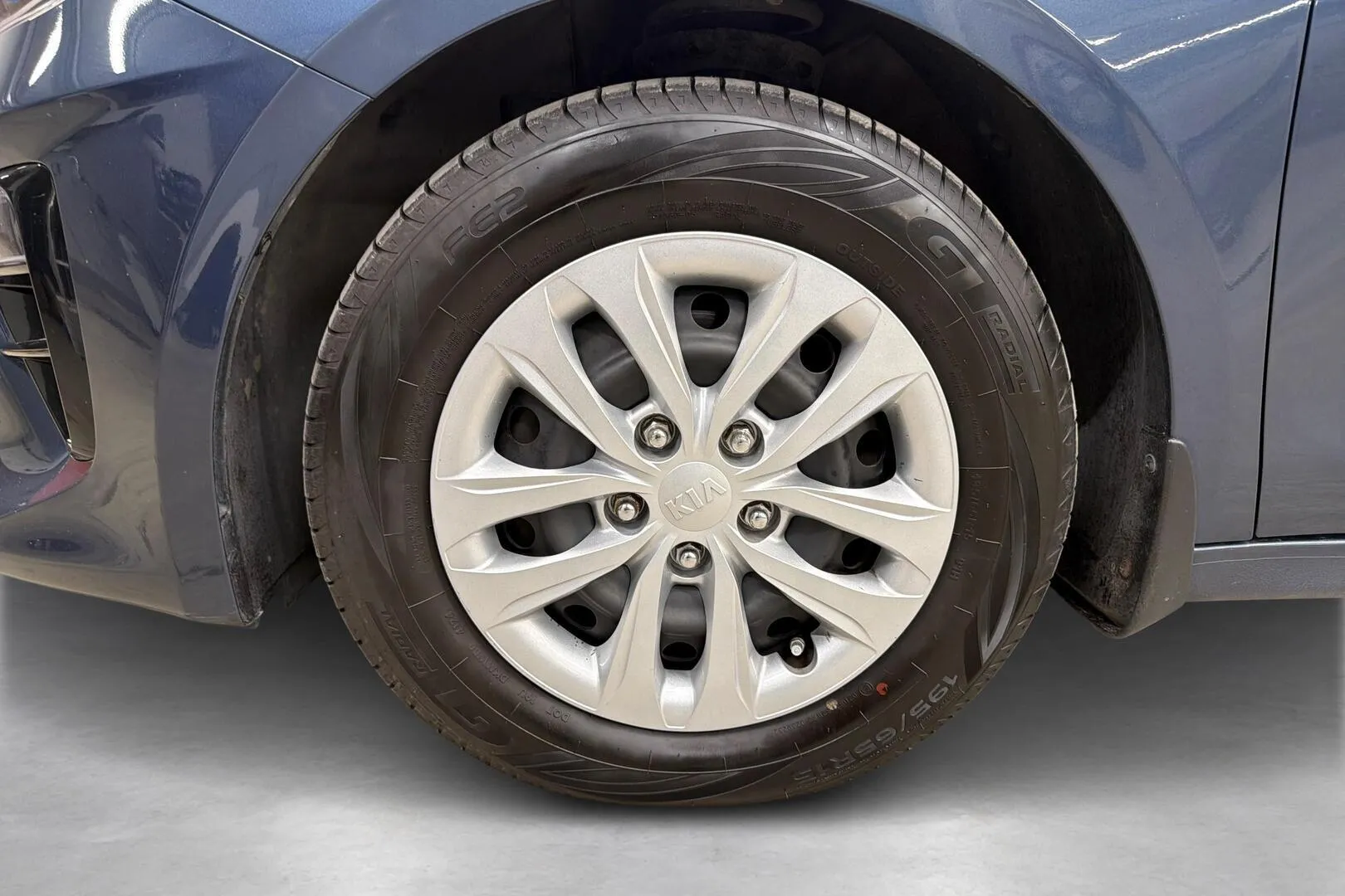 Kia Ceed CMC-446 carousel image