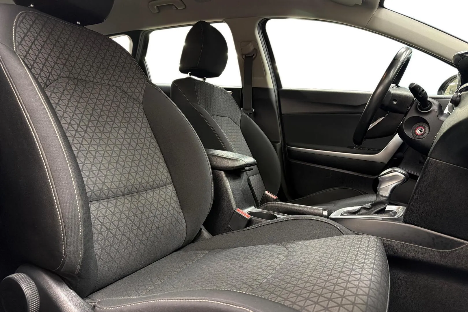 Kia Ceed CMC-446 carousel image