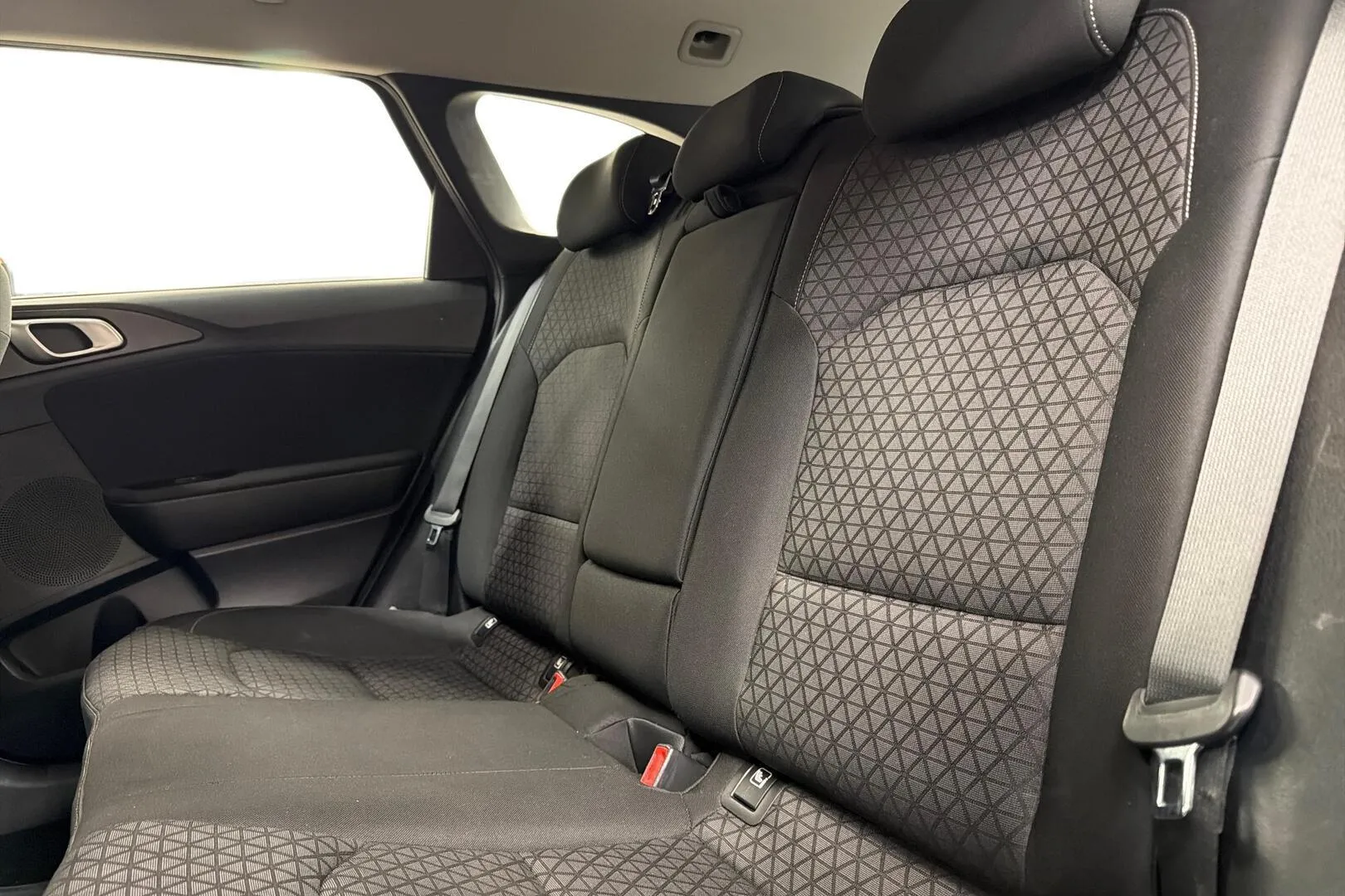 Kia Ceed CMC-446 carousel image