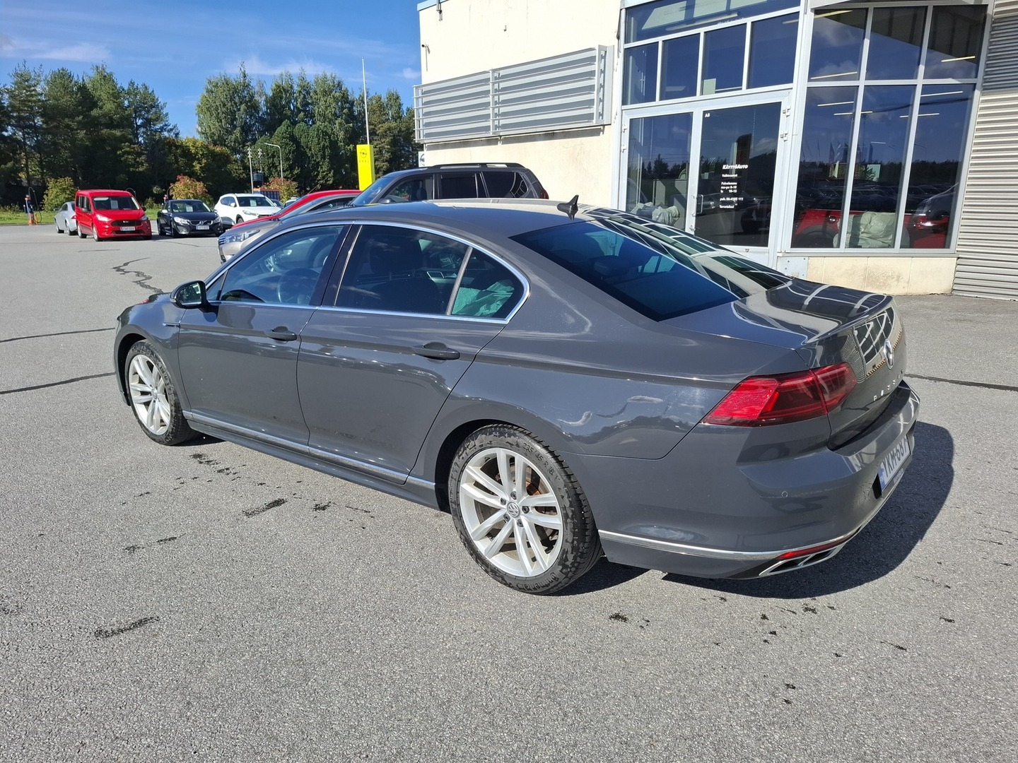 Volkswagen Passat 2020, kuva 2/6