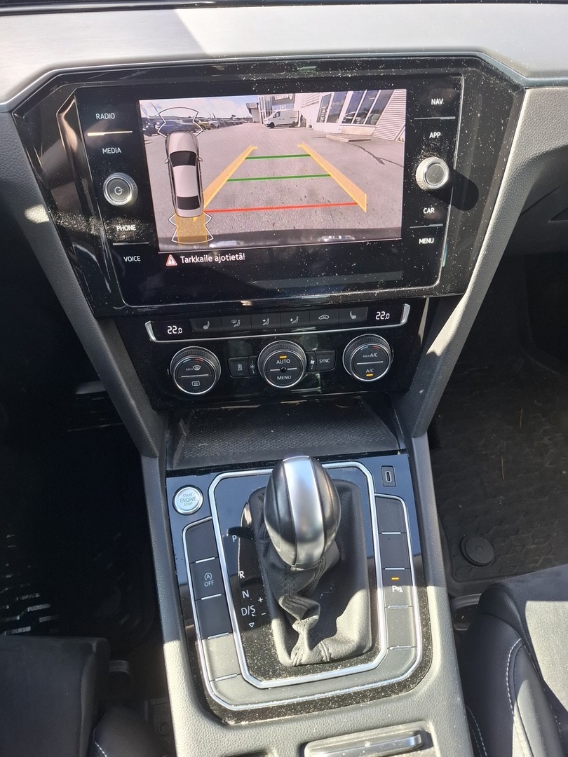 Volkswagen Passat 2020, kuva 5/6