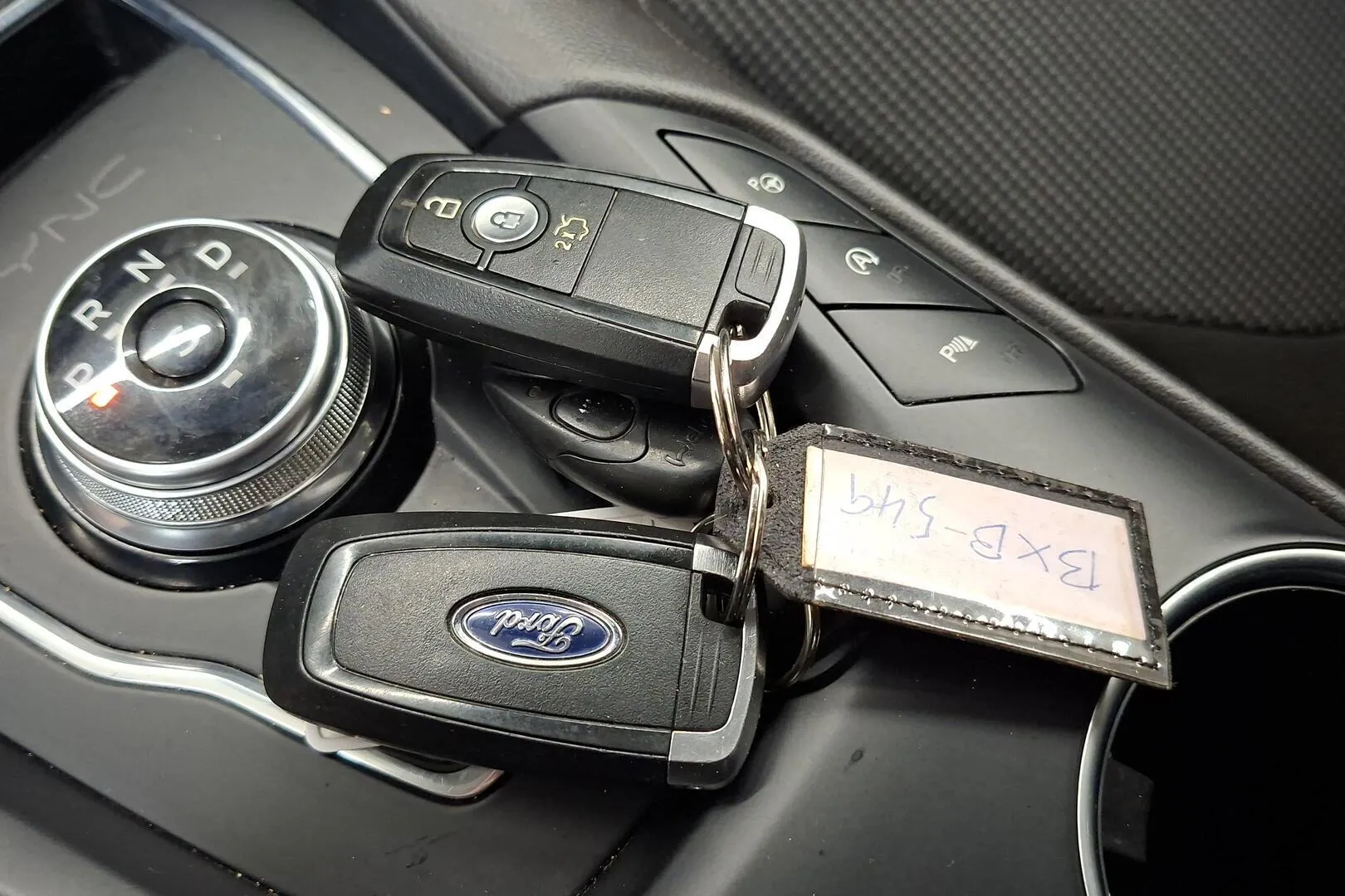 Ford Mondeo BXB-549 carousel image