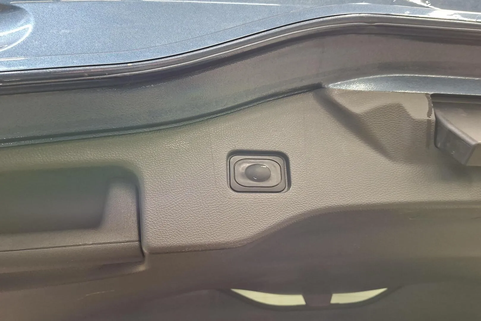 Ford Mondeo BXB-549 carousel image