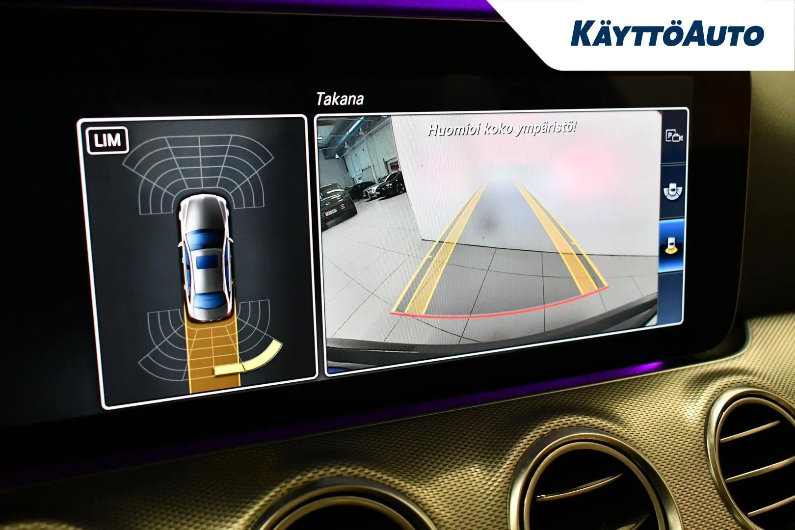 Mercedes-Benz E ZLN-987 carousel image
