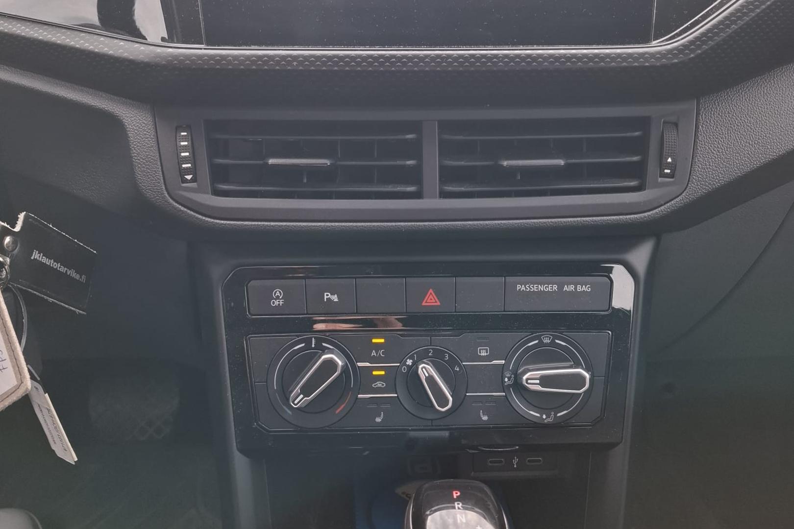 Volkswagen T-Cross 2020, photo 5/5