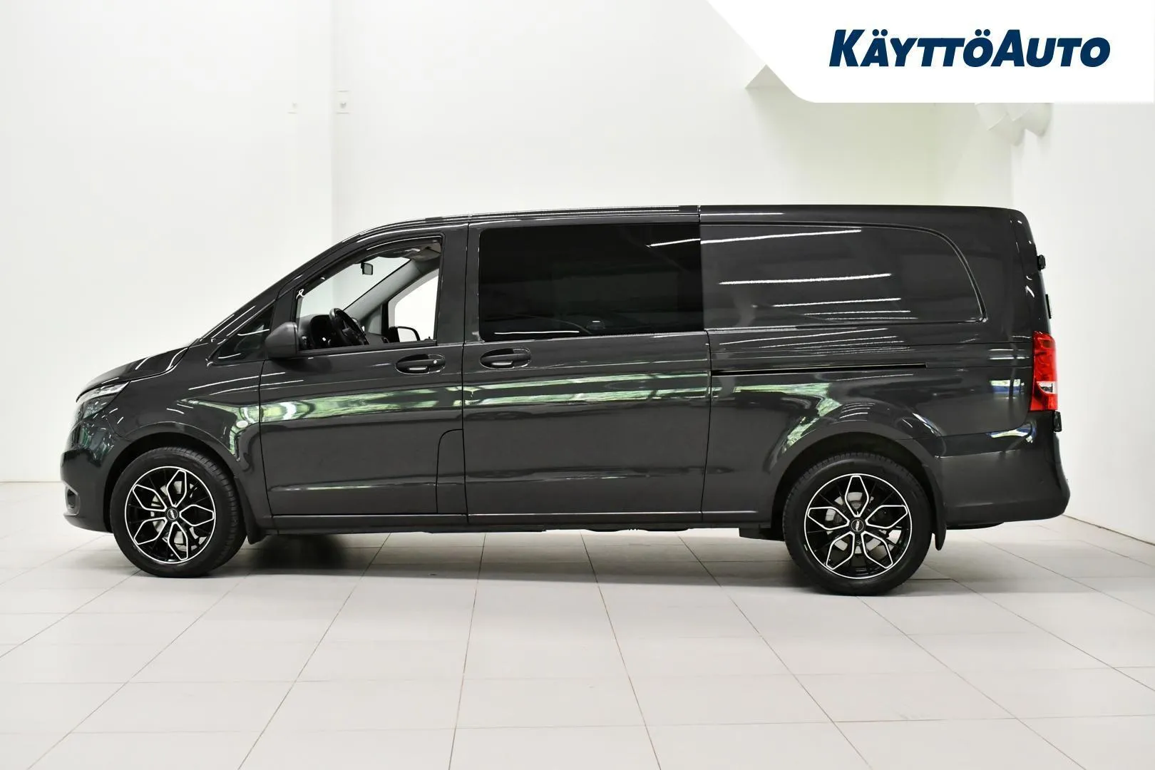 Mercedes-Benz Vito EUM-353 carousel image