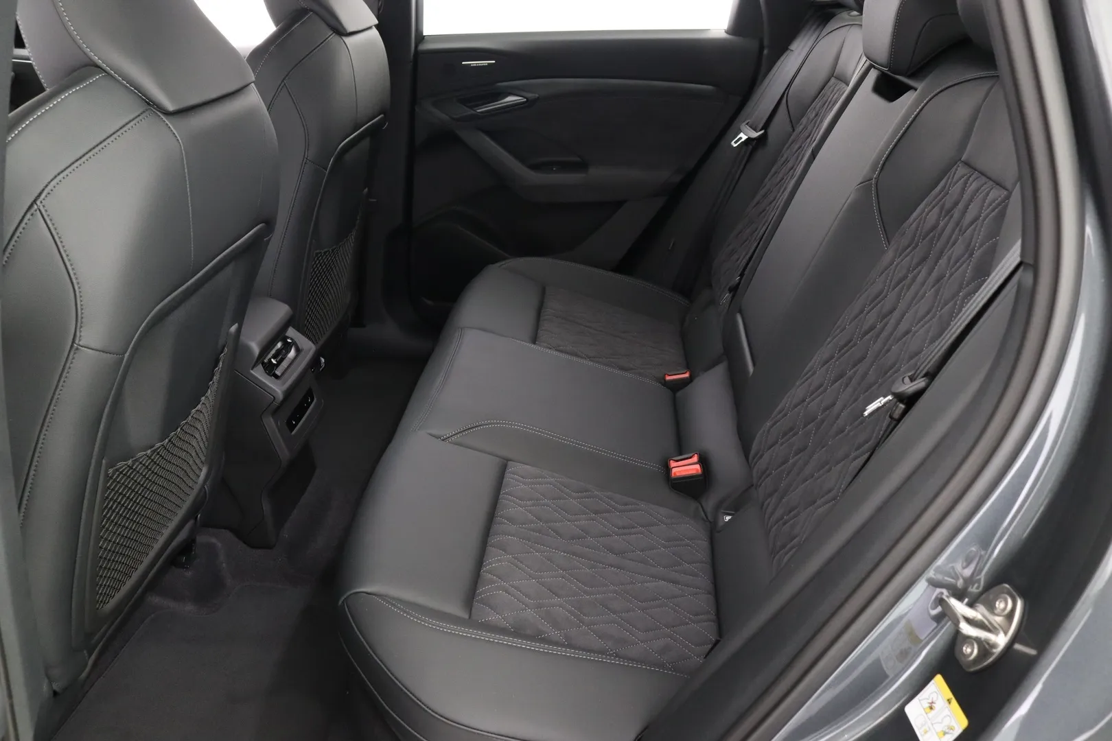 Audi Q6 e-tron FTF-139 carousel image