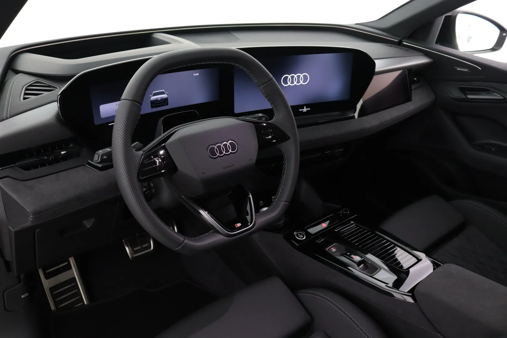 Audi Q6 e-tron FTF-139 carousel image