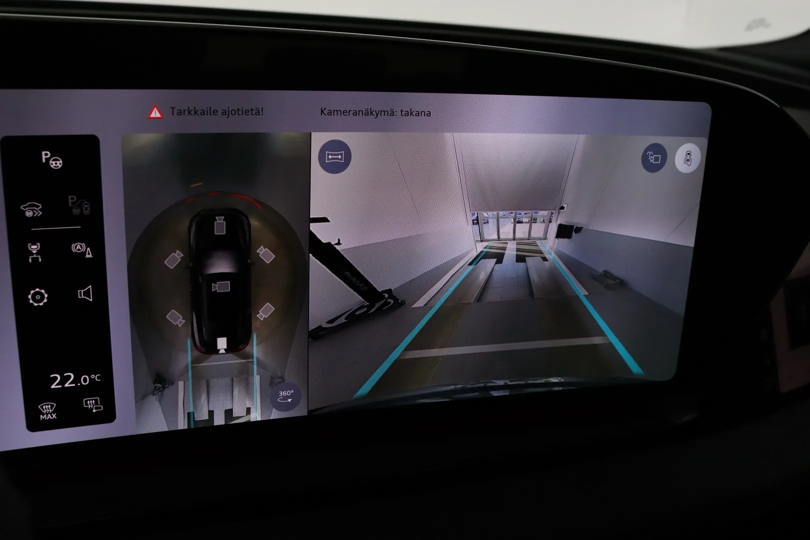Audi Q6 e-tron FTF-139 carousel image