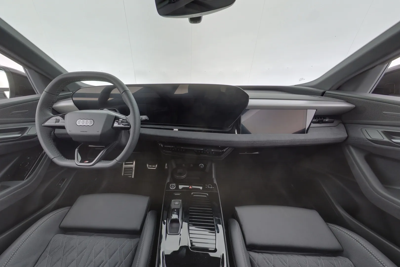 Audi Q6 e-tron FTF-139 carousel image